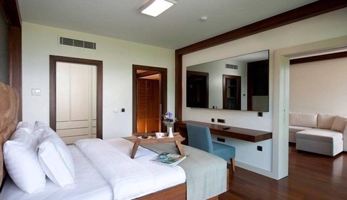 Suite, Sea View (Single - Double)