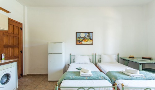 Apartment, 2 Bedrooms, Pool View