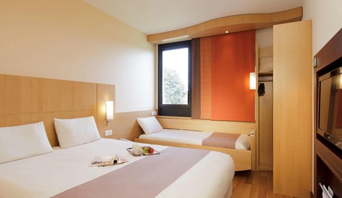 Standard Double Room, Multiple Beds
