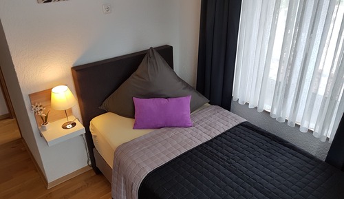 Basic Single Room, 1 Twin Bed, Non Smoking