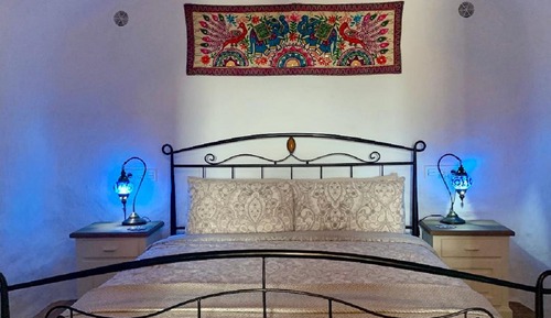 Double Room (Gina's Cave)