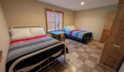 Cabin, Mountain View (3)