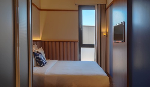 Standard Room, 1 King Bed, Non Smoking