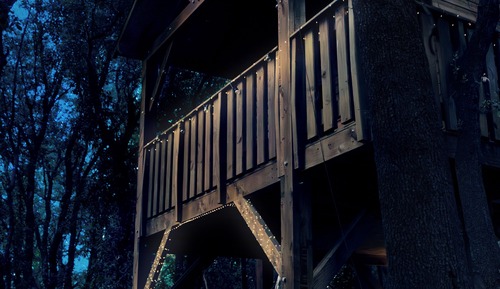 Bungalow (La cabane perchée)