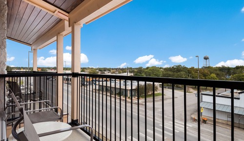 Suite, 1 King Bed, Non Smoking, Balcony (Shower Only;with Sofabed)