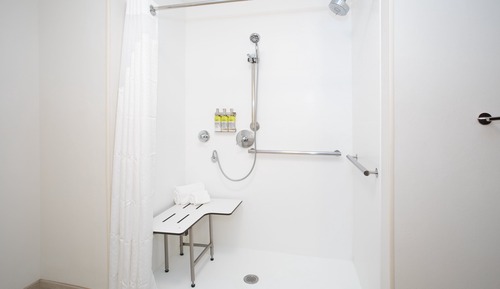 Standard Room, 2 Queen Beds, Mobility Accessible (Roll-In Shower)