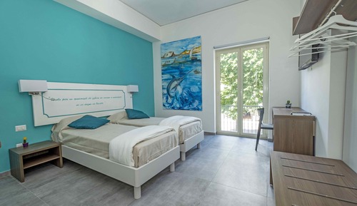 Comfort Room, City View (Fata Morgana)