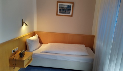 Business Single Room