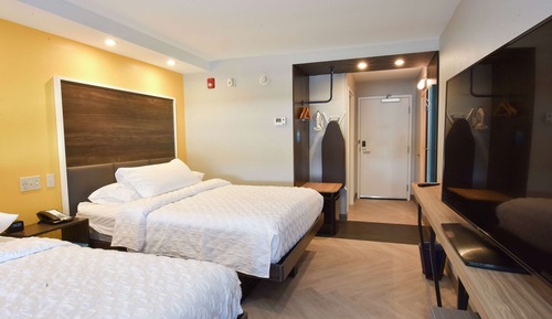 Room, 2 Queen Beds, Accessible (Hearing)