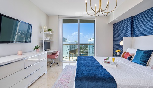 Boutique Apart, 1 King & Sofa Bed, Sauna, River/City Views, Balcony4206