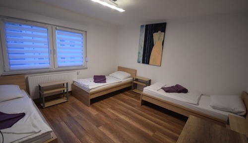 Apartment, 3 Bedrooms (69-00)