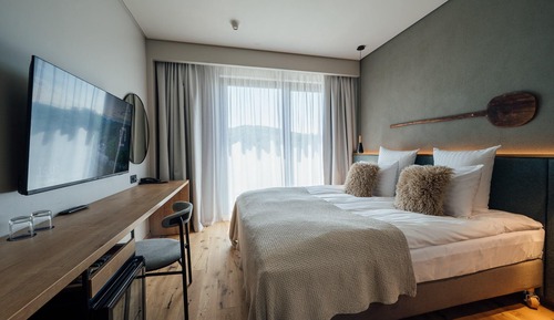 Deluxe Room, 1 Queen Bed