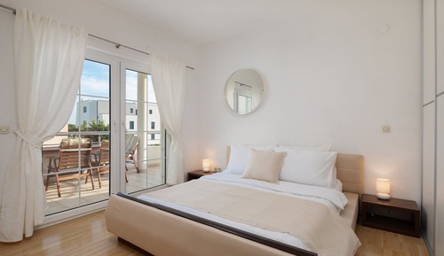 Apartment (1)