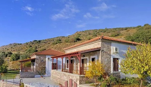 Traditional Loft, 3 Twin Beds, Garden View