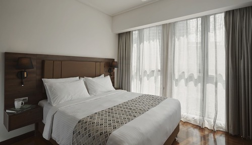Premier Apartment, 2 Bedrooms, Kitchen, City View