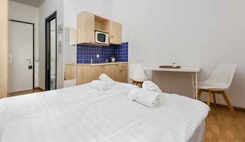 Queen Double Room