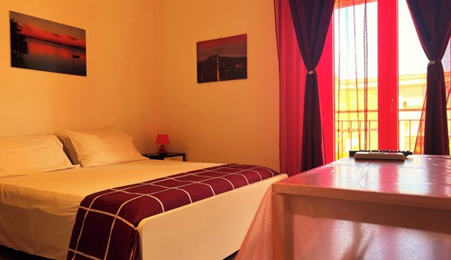 Classic Double or Twin Room, 1 King Bed, Ensuite, City View