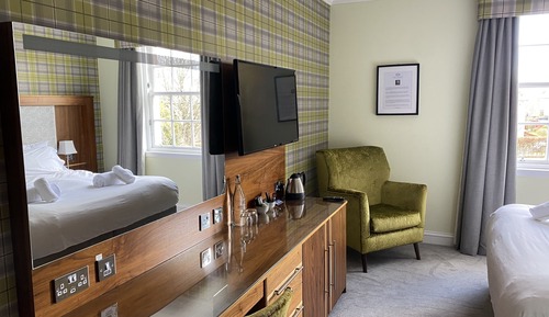 Deluxe Double or Twin Room