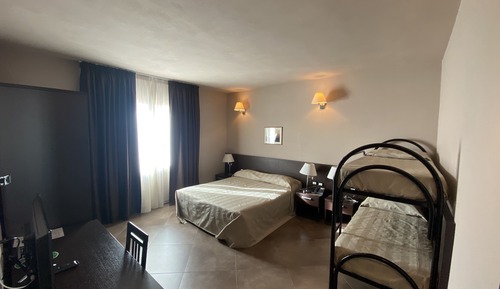Classic Quadruple Room