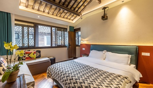 Standard Double Room (Shi Cha)