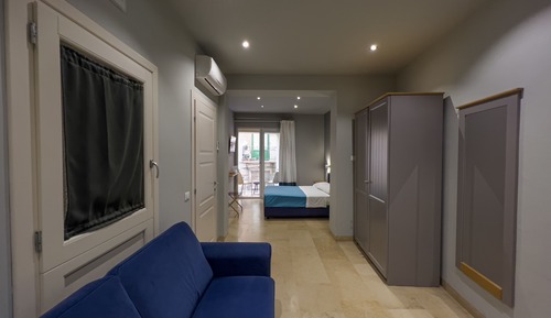 Junior Suite, 1 Queen Bed, Non Smoking