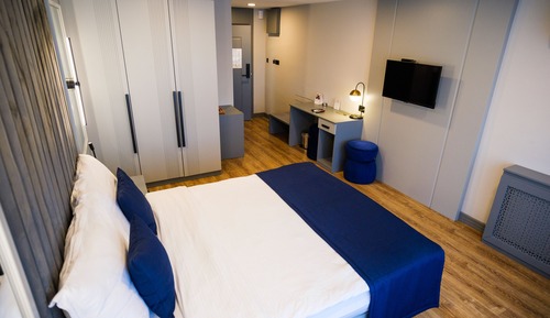 Deluxe Room French Bed Sea View