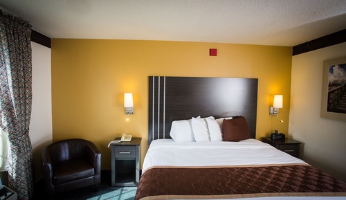 Standard Room, 1 King Bed