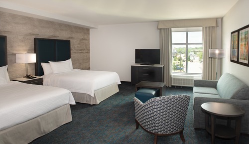 Studio, 2 Queen Beds, Accessible, Bathtub
