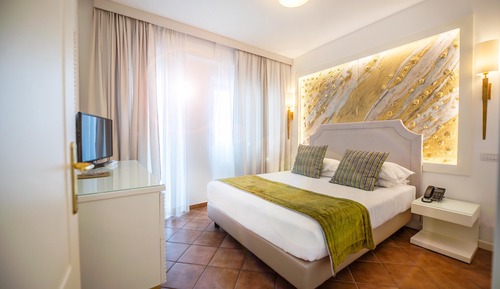 Family Room, 2 Bedrooms, Garden View
