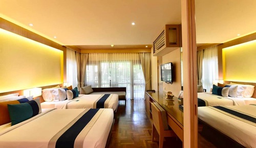 Premier Room