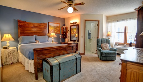 Standard Room, 1 Queen Bed, Ground Floor