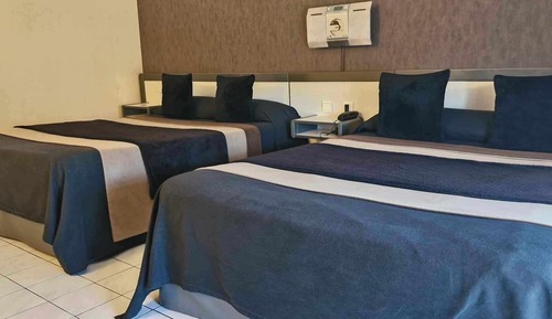 Comfort Quadruple Room, 2 Queen Beds