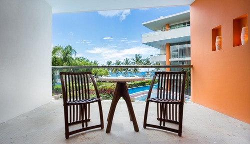 Junior Suite Ocean View King
