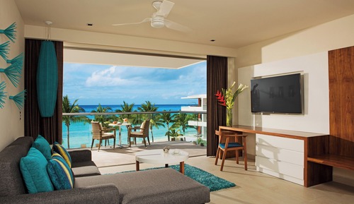 Preferred Club Superior Junior Suite Ocean View King