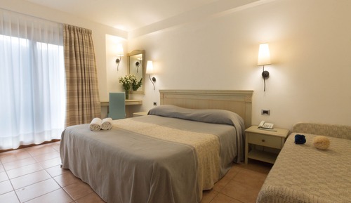 Economy Room
