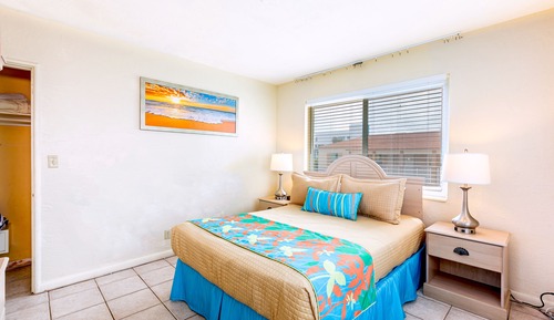 1 Bedroom, 1.5 Bath, Ocean view