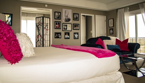 Suite, 1 King Bed, Non Smoking