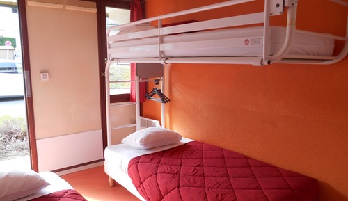 Standard Room, 3 Twin Beds