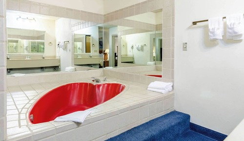 Suite, 1 King Bed with Sofa bed, Non Smoking (First Floor Parking Lot)