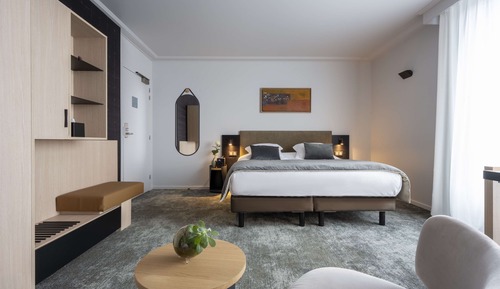 Suite, 1 King Bed, Non Smoking, Terrace
