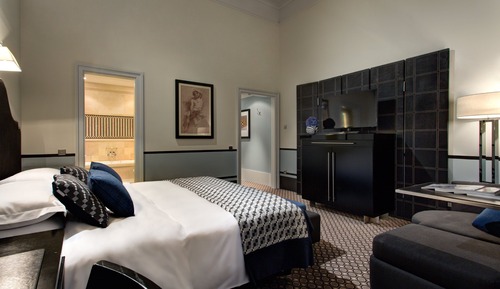 Classic Room, City View