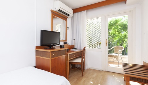 Single Room, Balcony