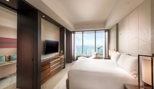 Executive Suite, 1 King Bed, Bay View