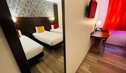 Standard Room, 3 Twin Beds