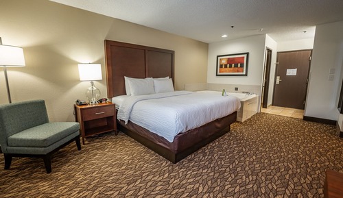 Honeymoon Suite, Jetted Tub