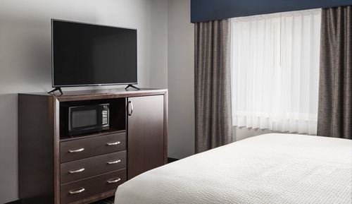 Suite, 1 King Bed (Dining Area)