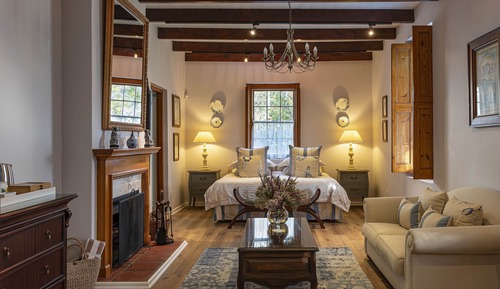 Double Room, 1 King Bed