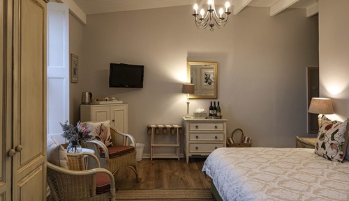 Double or Twin Room, 1 King Bed