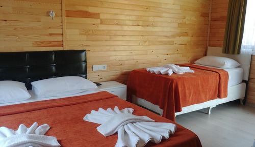 Deluxe Bungalov
