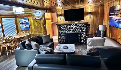 Premier Room